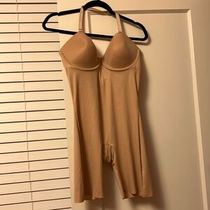 Assets by spanx body shaper